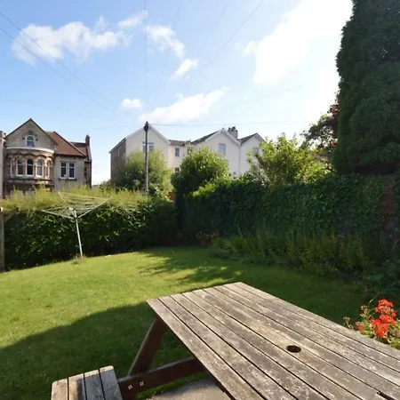 Lovely Garden Flat Near Gloucester Road Lejlighed Bristol